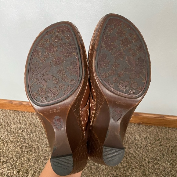 Sofft Clogs Size 7 Brown Leather Slip On Mule Block Heel Boho - Picture 8 of 9